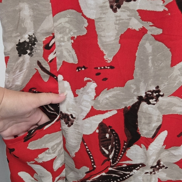 Abercrombie & Fitch Red Mini Floral Shift Dress With Pockets Womens Sz Med - Picture 5 of 7